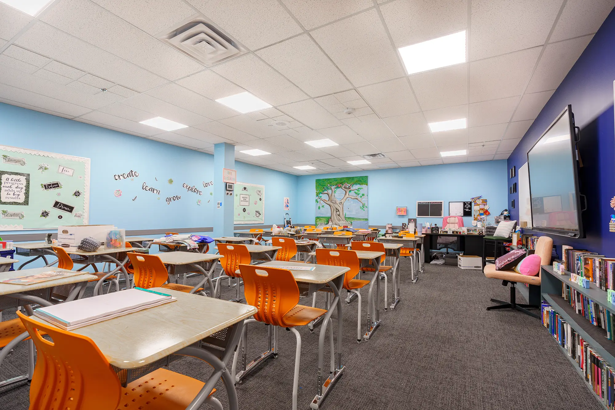 Colorful modern classroom designs
